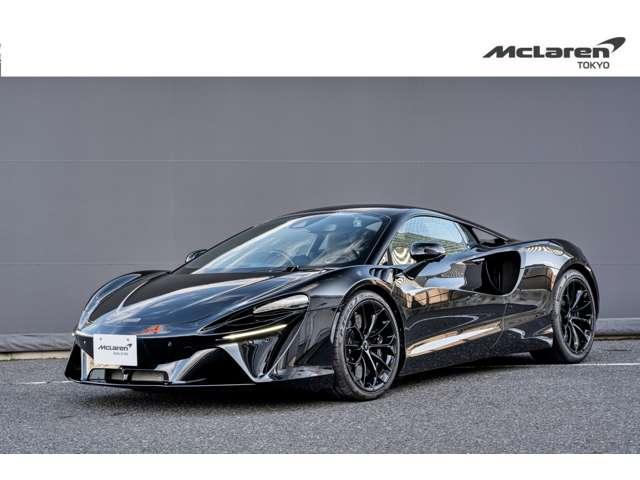 アルトゥーラ ＴｅｃｈＬｕｘ　右　スポーツエキゾースト　ＭｃＬａｒｅｎ　Ｔｏｋｙｏ　認定中古車　スポーツエキゾースト／電動シート＆ヒーター／コントラストパイピング／Ｓｔａｒ１０スポークスーパーライトウェイトホイール／グロスブラックフィニッシュ（8枚目）