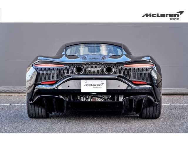 アルトゥーラ ＴｅｃｈＬｕｘ　右　スポーツエキゾースト　ＭｃＬａｒｅｎ　Ｔｏｋｙｏ　認定中古車　スポーツエキゾースト／電動シート＆ヒーター／コントラストパイピング／Ｓｔａｒ１０スポークスーパーライトウェイトホイール／グロスブラックフィニッシュ（15枚目）