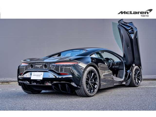 アルトゥーラ ＴｅｃｈＬｕｘ　右　スポーツエキゾースト　ＭｃＬａｒｅｎ　Ｔｏｋｙｏ　認定中古車　スポーツエキゾースト／電動シート＆ヒーター／コントラストパイピング／Ｓｔａｒ１０スポークスーパーライトウェイトホイール／グロスブラックフィニッシュ（17枚目）