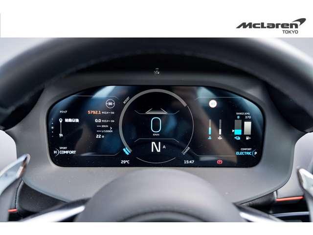 アルトゥーラ ＴｅｃｈＬｕｘ　右　スポーツエキゾースト　ＭｃＬａｒｅｎ　Ｔｏｋｙｏ　認定中古車　スポーツエキゾースト／電動シート＆ヒーター／コントラストパイピング／Ｓｔａｒ１０スポークスーパーライトウェイトホイール／グロスブラックフィニッシュ（30枚目）