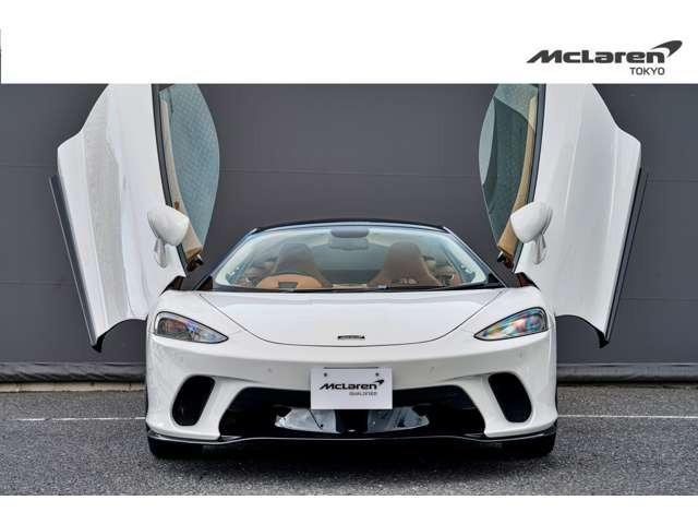 ＧＴ リュクス　プライバシーガラス製パノラマルーフ／Ｌｕｘｅ　ＩｎｔｅｒｉｏｒＥｘｔ　－　ＳＩＬＩＣＡ　ＷＨＩＴＥ　Ｌｕｘｅ　Ｉｎｔｅｒｉｏｒ　－　Ｐｏｒｃｅｌａｉｎ　＆　Ｖｉｎｔａｇｅ　Ｔａｎ　認定中古車（5枚目）