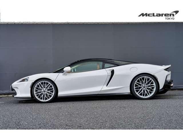 ＧＴ リュクス　プライバシーガラス製パノラマルーフ／Ｌｕｘｅ　ＩｎｔｅｒｉｏｒＥｘｔ　－　ＳＩＬＩＣＡ　ＷＨＩＴＥ　Ｌｕｘｅ　Ｉｎｔｅｒｉｏｒ　－　Ｐｏｒｃｅｌａｉｎ　＆　Ｖｉｎｔａｇｅ　Ｔａｎ　認定中古車（8枚目）