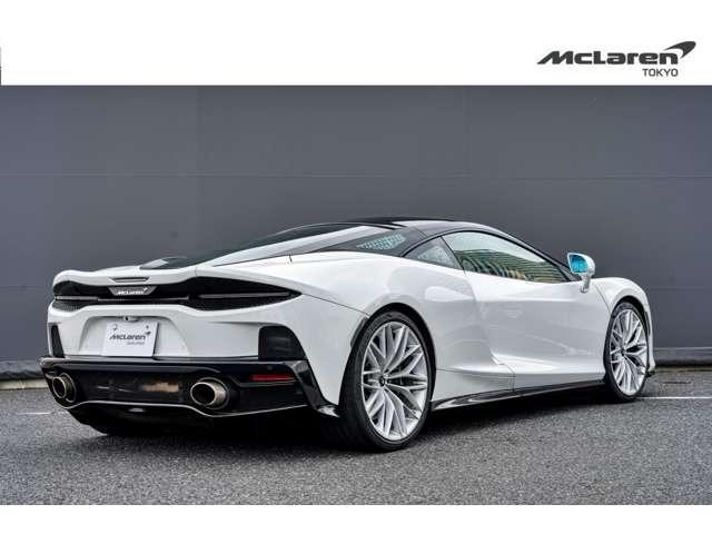 ＧＴ リュクス　プライバシーガラス製パノラマルーフ／Ｌｕｘｅ　ＩｎｔｅｒｉｏｒＥｘｔ　－　ＳＩＬＩＣＡ　ＷＨＩＴＥ　Ｌｕｘｅ　Ｉｎｔｅｒｉｏｒ　－　Ｐｏｒｃｅｌａｉｎ　＆　Ｖｉｎｔａｇｅ　Ｔａｎ　認定中古車（13枚目）