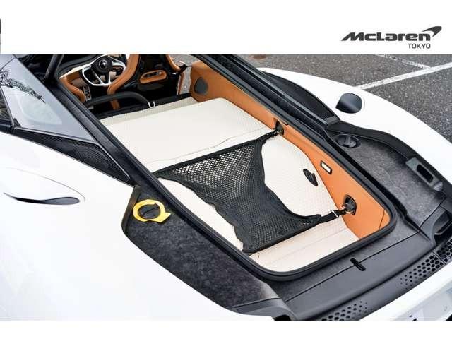 ＧＴ リュクス　プライバシーガラス製パノラマルーフ／Ｌｕｘｅ　ＩｎｔｅｒｉｏｒＥｘｔ　－　ＳＩＬＩＣＡ　ＷＨＩＴＥ　Ｌｕｘｅ　Ｉｎｔｅｒｉｏｒ　－　Ｐｏｒｃｅｌａｉｎ　＆　Ｖｉｎｔａｇｅ　Ｔａｎ　認定中古車（35枚目）