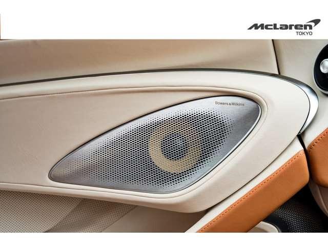 ＧＴ リュクス　プライバシーガラス製パノラマルーフ／Ｌｕｘｅ　ＩｎｔｅｒｉｏｒＥｘｔ　－　ＳＩＬＩＣＡ　ＷＨＩＴＥ　Ｌｕｘｅ　Ｉｎｔｅｒｉｏｒ　－　Ｐｏｒｃｅｌａｉｎ　＆　Ｖｉｎｔａｇｅ　Ｔａｎ　認定中古車（38枚目）