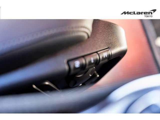 ６００ＬＴ ３．８　クルーズコントロール　障害物センサー　過給器設定モデル　ナビ　ミュージックプレイヤー接続可　ＥＴＣ　スマートキー　ＬＥＤヘッドライト　認定中古車（4枚目）