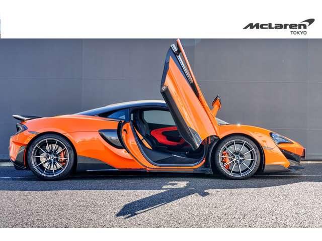 ６００ＬＴ ３．８　クルーズコントロール　障害物センサー　過給器設定モデル　ナビ　ミュージックプレイヤー接続可　ＥＴＣ　スマートキー　ＬＥＤヘッドライト　認定中古車（17枚目）