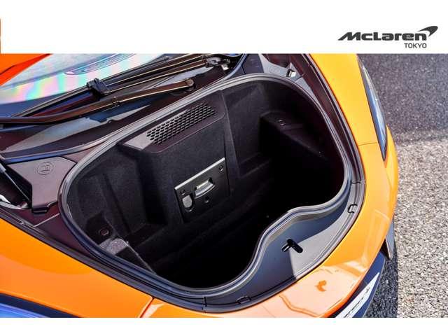６００ＬＴ ３．８　クルーズコントロール　障害物センサー　過給器設定モデル　ナビ　ミュージックプレイヤー接続可　ＥＴＣ　スマートキー　ＬＥＤヘッドライト　認定中古車（34枚目）