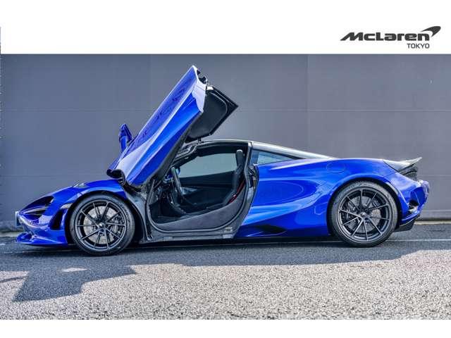 ７５０Ｓ ベースグレード　認定中古車　アルカンターラインテリア　リアカーボンスポイラー　クルーズコントロール　障害物センサー　全周囲カメラ　過給器設定モデル　ナビ　ＥＴＣ　ＬＥＤヘッドライト（9枚目）