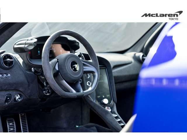 ７５０Ｓ ベースグレード　認定中古車　アルカンターラインテリア　リアカーボンスポイラー　クルーズコントロール　障害物センサー　全周囲カメラ　過給器設定モデル　ナビ　ＥＴＣ　ＬＥＤヘッドライト（22枚目）