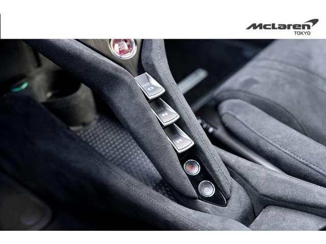 ７５０Ｓ ベースグレード　認定中古車　アルカンターラインテリア　リアカーボンスポイラー　クルーズコントロール　障害物センサー　全周囲カメラ　過給器設定モデル　ナビ　ＥＴＣ　ＬＥＤヘッドライト（27枚目）