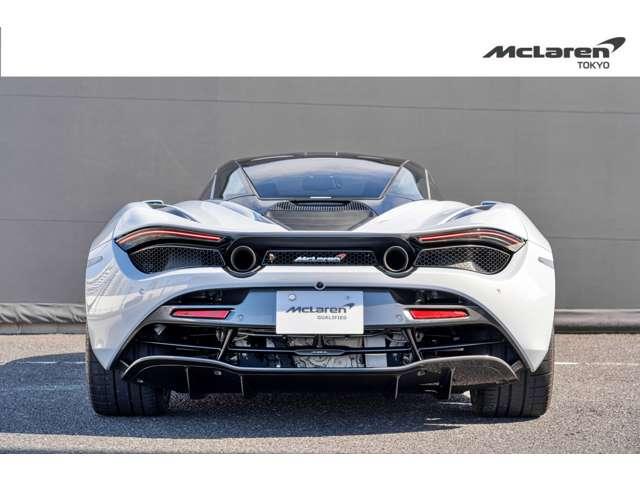 ７２０Ｓ ラグジュアリー　Ｆリフト　カーボンエクステリアアップグレードパック３　ドアアッパーカーボンルーフ　ドアアッパーグラスルーフ　クルーズコントロール　障害物センサー　過給器設定モデル　パワーシート　本革シート　認定中古車（12枚目）