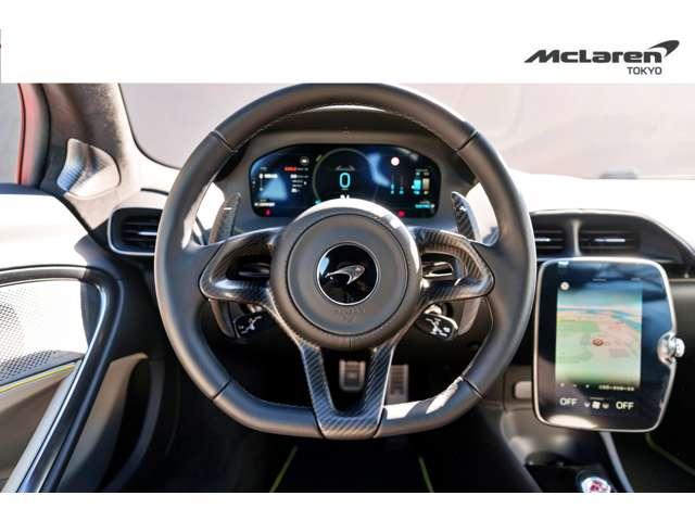 アルトゥーラ ３．０　テクノロジー　パック　ＭＳＯカーボンファイバー　インテリア　パック／スポーツエキゾーストサーマル　インソレーテッド　ウインドスクリーン　認定中古車（24枚目）