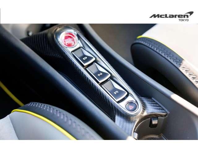 アルトゥーラ ３．０　テクノロジー　パック　ＭＳＯカーボンファイバー　インテリア　パック／スポーツエキゾーストサーマル　インソレーテッド　ウインドスクリーン　認定中古車（28枚目）