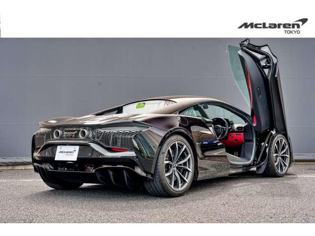アルトゥーラ ３．０　認定中古車　ＭＳＯペイント／電動シート／１０スポークスーパーライトウェイトホイール／ダークステルスダイヤモンドカットフィニッシュ　クルーズコントロール　全周囲カメラ（15枚目）