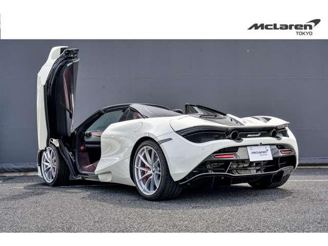 ７２０Ｓスパイダー ラグジュアリー　認定中古車　電動メモリーシート（ヒーター）／スポーツエキゾースト／エレクトロクロミックガラスルーフ／３６０°パークアシスト／車両リフトシステム／アルカンタラステアリング（12枚目）