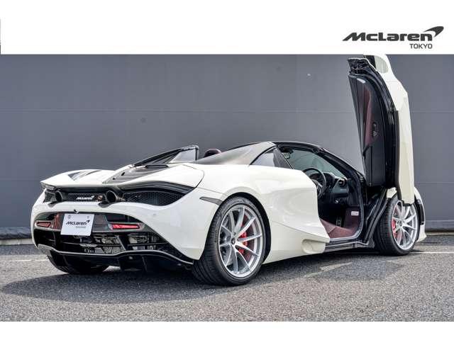 ７２０Ｓスパイダー ラグジュアリー　認定中古車　電動メモリーシート（ヒーター）／スポーツエキゾースト／エレクトロクロミックガラスルーフ／３６０°パークアシスト／車両リフトシステム／アルカンタラステアリング（15枚目）