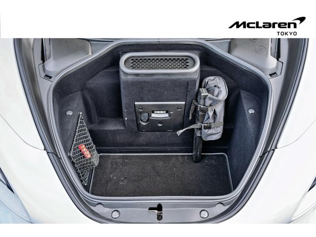 ７５０Ｓスパイダー 認定中古車　左ハンドル　テックラックス　インテリア／電動コンフォートシートフロアマット／ヘッドライト　ボディカラー　ペイント／バウアーズ＆ウィルキンス　スピーカー（30枚目）