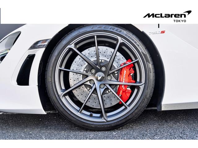 ７５０Ｓスパイダー 認定中古車　左ハンドル　テックラックス　インテリア／電動コンフォートシートフロアマット／ヘッドライト　ボディカラー　ペイント／バウアーズ＆ウィルキンス　スピーカー（31枚目）