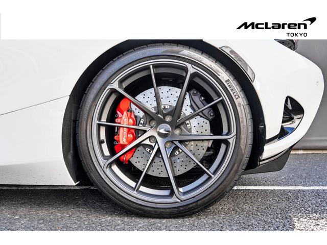 ７５０Ｓスパイダー 認定中古車　左ハンドル　テックラックス　インテリア／電動コンフォートシートフロアマット／ヘッドライト　ボディカラー　ペイント／バウアーズ＆ウィルキンス　スピーカー（33枚目）