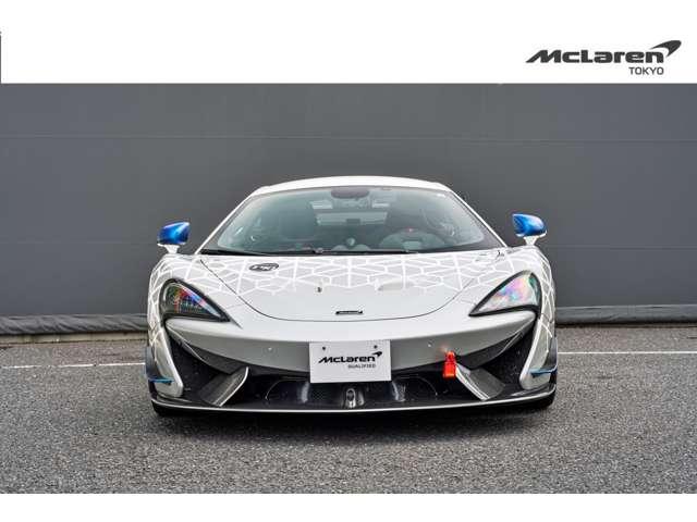 ６２０Ｒ ３．８　認定２年保証　認定中古車　クルーズコントロール　過給器設定モデル　ナビ　ミュージックプレイヤー接続可　スマートキー　ＬＥＤヘッドライト（4枚目）