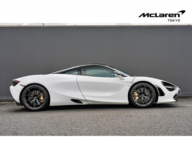 ７２０Ｓ パフォーマンス　認定中古車　クルーズコントロール　障害物センサー　ナビ　ミュージックプレイヤー接続可　ＥＴＣ　パワーシート　ＬＥＤヘッドライト　ジェットブラックナッパレザー　カーボンブラックアルカンタラ（15枚目）