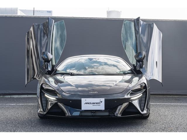 アルトゥーラ ベースグレード　Ｐｌａｔｅｒｕｘ／Ｖｉｓｏｎ　Ｄｏｖｅ　Ｇｒｅｙ　＆Ｂｌａｃｋ　エリートペイント／エキゾースト＆ホットヴィー：ステルス／カーボンファイバーインテリアパック（15枚目）