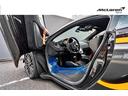 ６２０Ｒ ３．８　認定中古車　カーボンファイバーインテリアアップグレード／スペシャルブレーキキャリパー／アダプティブダンピング　ｗｉｔｈ　ヴィークルリフト／リチウムイオンバッテリーチャージャー（3枚目）