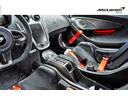 ６２０Ｒ ３．８　認定中古車　カーボンファイバーインテリアアップグレード／スペシャルブレーキキャリパー／アダプティブダンピング　ｗｉｔｈ　ヴィークルリフト／リチウムイオンバッテリーチャージャー（5枚目）