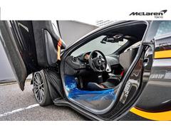 ６２０Ｒ ３．８　認定中古車　カーボンファイバーインテリアアップグレード　スペシャルブレーキキャリパー　アダプティブダンピング 9572523A30250609W003 3