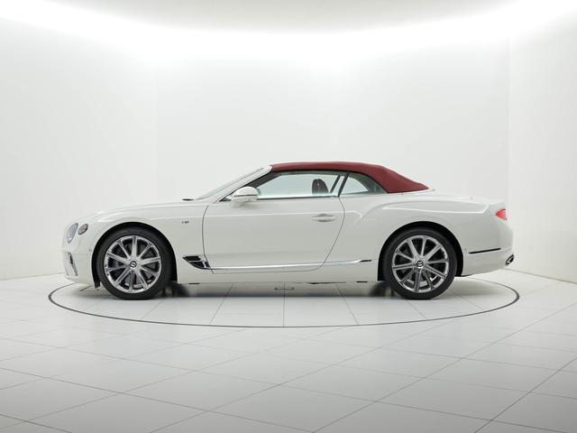 コンチネンタル 　ＧＴ　Ｖ８　Ｃｏｎｖｅｒｔｉｂｌｅ　ベントレー認定中古車　メーカー保証付　ベントレー　ケアプログラム　ベントレー　エマージェンシーアシスタンス　ＣＥＲＴＩＦＩＥＤ　ＢＹ　ＢＥＮＴＬＥＹ（5枚目）