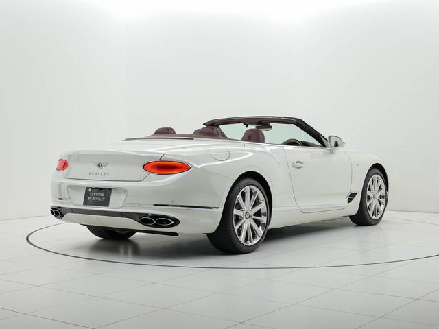 コンチネンタル 　ＧＴ　Ｖ８　Ｃｏｎｖｅｒｔｉｂｌｅ　ベントレー認定中古車　メーカー保証付　ベントレー　ケアプログラム　ベントレー　エマージェンシーアシスタンス　ＣＥＲＴＩＦＩＥＤ　ＢＹ　ＢＥＮＴＬＥＹ（6枚目）