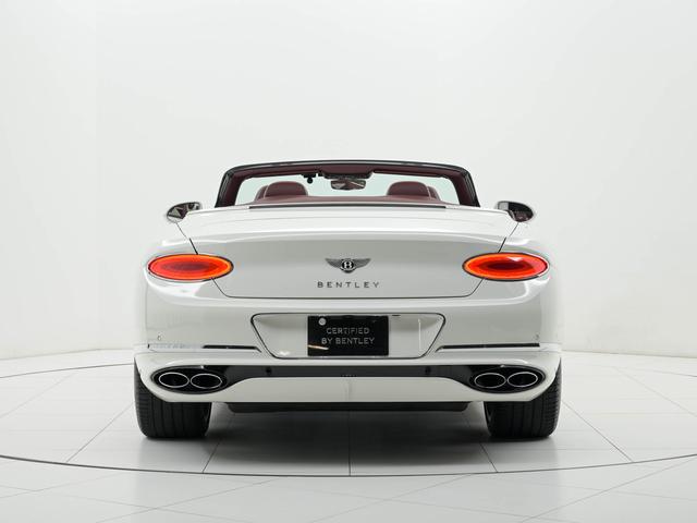 コンチネンタル 　ＧＴ　Ｖ８　Ｃｏｎｖｅｒｔｉｂｌｅ　ベントレー認定中古車　メーカー保証付　ベントレー　ケアプログラム　ベントレー　エマージェンシーアシスタンス　ＣＥＲＴＩＦＩＥＤ　ＢＹ　ＢＥＮＴＬＥＹ（7枚目）