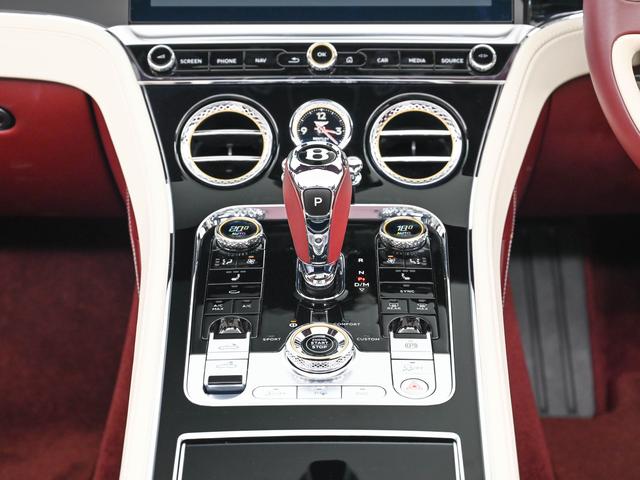 コンチネンタル 　ＧＴ　Ｖ８　Ｃｏｎｖｅｒｔｉｂｌｅ　ベントレー認定中古車　メーカー保証付　ベントレー　ケアプログラム　ベントレー　エマージェンシーアシスタンス　ＣＥＲＴＩＦＩＥＤ　ＢＹ　ＢＥＮＴＬＥＹ（15枚目）