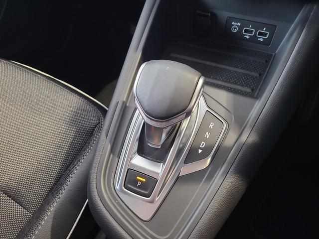 キャプチャー インテンス オートクルーズコントロール アルミホイール スマートキー アイドリングストップ シートヒーター USB ミュージックプレイヤー接続可(7枚目)