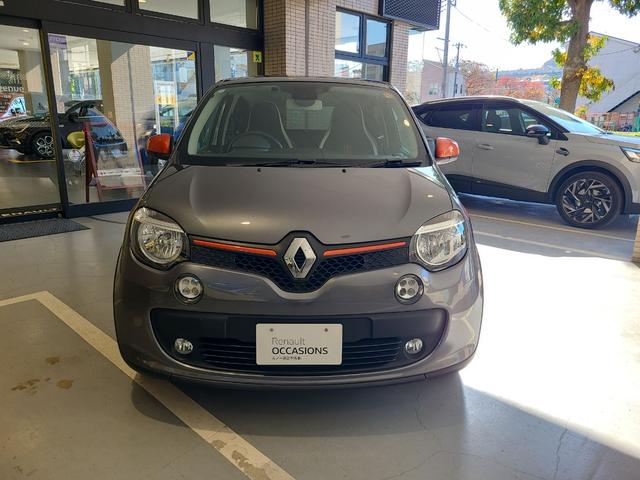 トゥインゴ ＧＴ　ドライブレコーダー　ナビ　アルミホイール　キーレスエントリー　電動格納ミラー　ＡＴ　エアコン　パワーウィンドウ（12枚目）