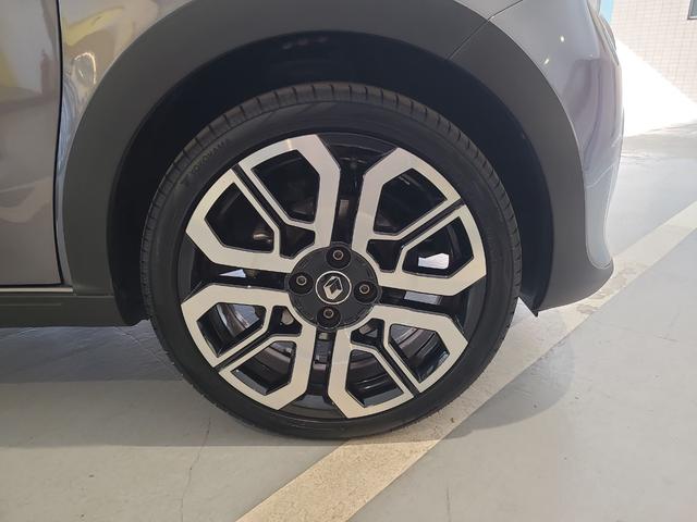 トゥインゴ ＧＴ　ドライブレコーダー　ナビ　アルミホイール　キーレスエントリー　電動格納ミラー　ＡＴ　エアコン　パワーウィンドウ（20枚目）