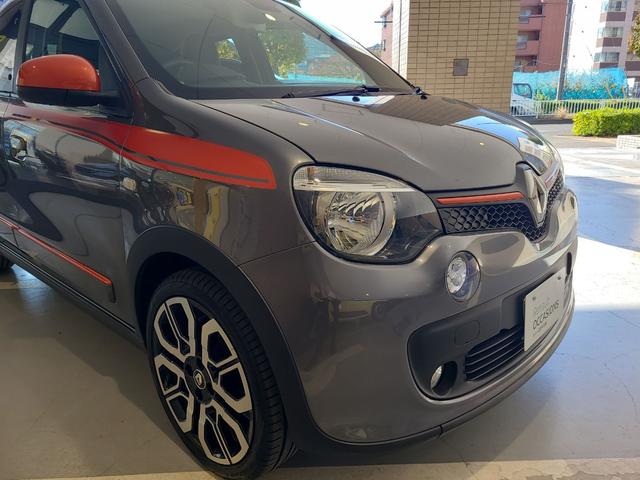 トゥインゴ ＧＴ　ドライブレコーダー　ナビ　アルミホイール　キーレスエントリー　電動格納ミラー　ＡＴ　エアコン　パワーウィンドウ（21枚目）