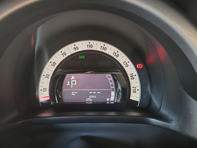 トゥインゴ ＧＴ　ドライブレコーダー　ナビ　アルミホイール　キーレスエントリー　電動格納ミラー　ＡＴ　エアコン　パワーウィンドウ（37枚目）