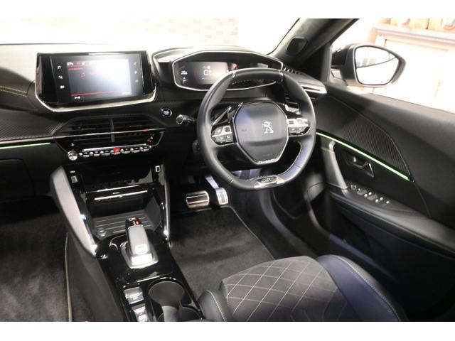 ２００８ ＧＴ　パノラミックガラスサンルーフ　前後ドライブレコーダー　バックカメラ　フルＬＥＤヘッドライト　シートヒーター　ｃａｒｐｌａｙアンドロイドオート対応　ワイヤレスチャージャー　レーンキープ　１７ＡＷ（22枚目）