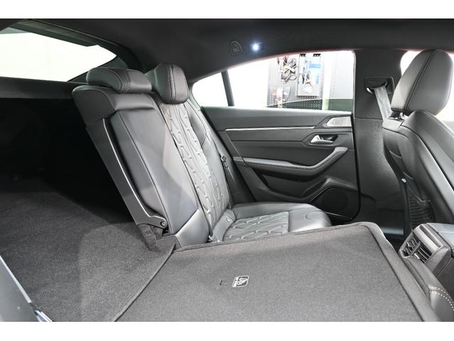 ５０８ ＧＴハイブリッド　黒革シート　ＡＣＣ　ＬＫＡ　ＢＳＭ　パドルシフト　純正ナビ　Ｃａｒｐｌａｙ　３６０°カメラ　アクティブセーフティブレーキ　シートヒーター　ＬＥＤヘッドライト　オートトランク　１８インチＡＷ　２年保証付（31枚目）