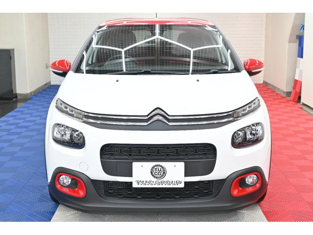 Ｃ３ セントジェームス　特別仕様車　アクティブセーフティブレーキ　ＢＳＭ　ＬＫＡ　Ｐスタ　ＥＣＯ　純正タッチスクリーン　Ｃａｒｐｌａｙ　Ｂカメラ　バイトーンルーフ　純正１６インチＡＷ　ＬＥＤデイライト　２年保証付（2枚目）