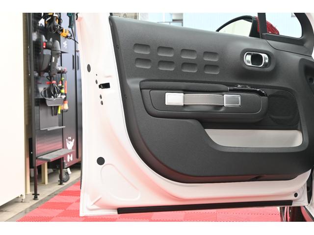 Ｃ３ セントジェームス　特別仕様車　アクティブセーフティブレーキ　ＢＳＭ　ＬＫＡ　Ｐスタ　ＥＣＯ　純正タッチスクリーン　Ｃａｒｐｌａｙ　Ｂカメラ　バイトーンルーフ　純正１６インチＡＷ　ＬＥＤデイライト　２年保証付（24枚目）