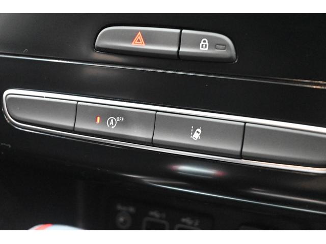 メガーヌ ルノー　スポール　トロフィー　１オナ　ＲＥＣＡＲＯシート　Ｐスタ　ＥＣＯ　ＡＤＰクルコン　ＬＫＡ　アクティブブレーキ　純正タッチスクリーン　Ｃａｒｐｌａｙ　Ｂカメラ　純正１９インチＡＷ　ＬＥＤライト　２年保証付（42枚目）