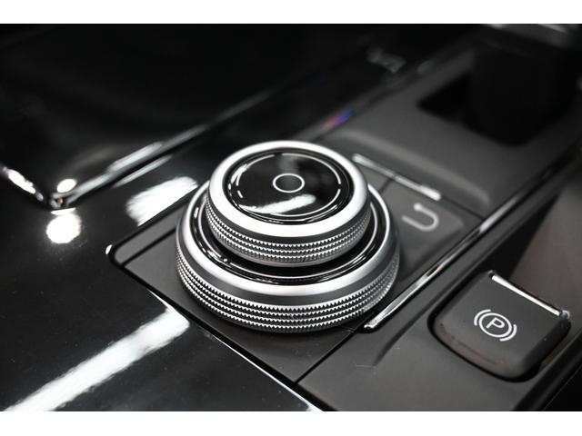 ギブリ グランスポーツ　アシスタンス＆ツーリングＰ　ＡＣＣ　黒革　ＳＲ　純正ナビＴＶ　Ｃａｒｐｌａｙ　２１インチチターノＡＷ　スカイフックサス　ＬＥＤライト　シフトパドル　自動トランク　イージークロージャ－　２年保証付（40枚目）