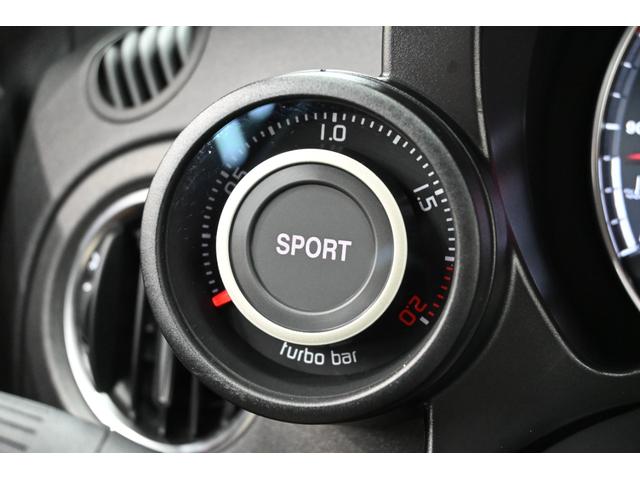 アバルト595 コンペティツィオーネ 左H 5MT Sabeltブラウンスポーツシート レコードモンツァ 純正タッチスクリーン Carplay ブレンボレッドキャリパー カーボンスカッフプレート 純正17インチAW 2年保証付(13枚目)