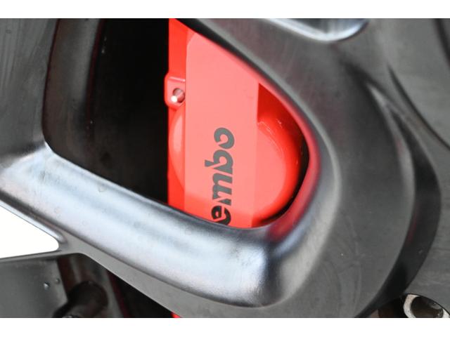 アバルト595 コンペティツィオーネ 左H 5MT Sabeltブラウンスポーツシート レコードモンツァ 純正タッチスクリーン Carplay ブレンボレッドキャリパー カーボンスカッフプレート 純正17インチAW 2年保証付(32枚目)