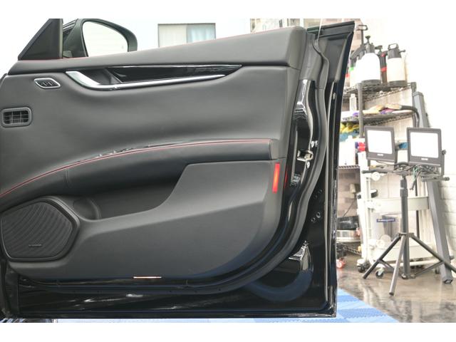 ギブリ S グランスポーツ ネリッシモ&ドライバーアシスタンスPKG ACC 黒革 純正ナビ フルセグ 全周囲カメラ CarPlay harman/kadrdon フットトランクオープナー ウラーノ20インチAW 2年保証付(24枚目)