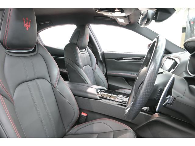 ギブリ S グランスポーツ ネリッシモ&ドライバーアシスタンスPKG ACC 黒革 純正ナビ フルセグ 全周囲カメラ CarPlay harman/kadrdon フットトランクオープナー ウラーノ20インチAW 2年保証付(29枚目)