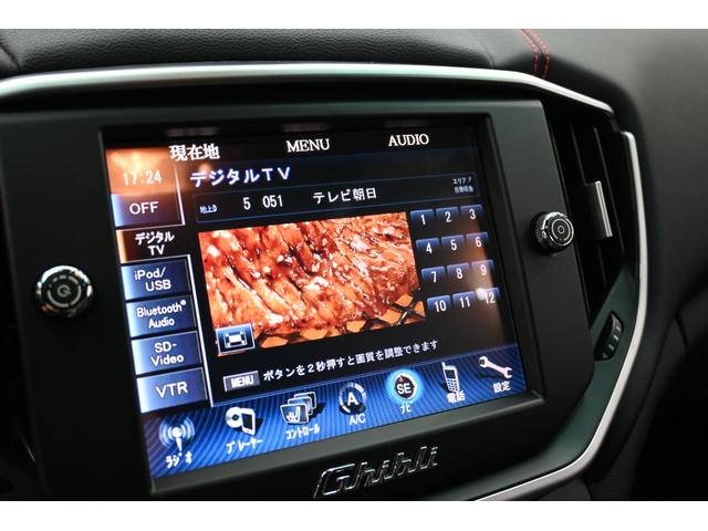 ギブリ S Q4 スポーツPKG21 Pスタ 黒革 純正ナビ フルセグ BTオーディオ&TEL Bカメラ クルコン harman/kardon チターノ21インチAW シフトパドル スポーツサスペンション 2年保証付(19枚目)